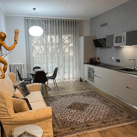 Seba221 Moderno E Accogliente * Турин